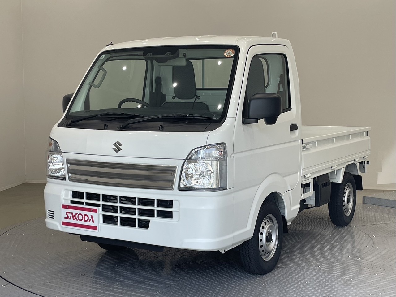 ｷｬﾘｲﾄﾗｯｸ　KC ｴｱｺﾝ･ﾊﾟﾜｽﾃ