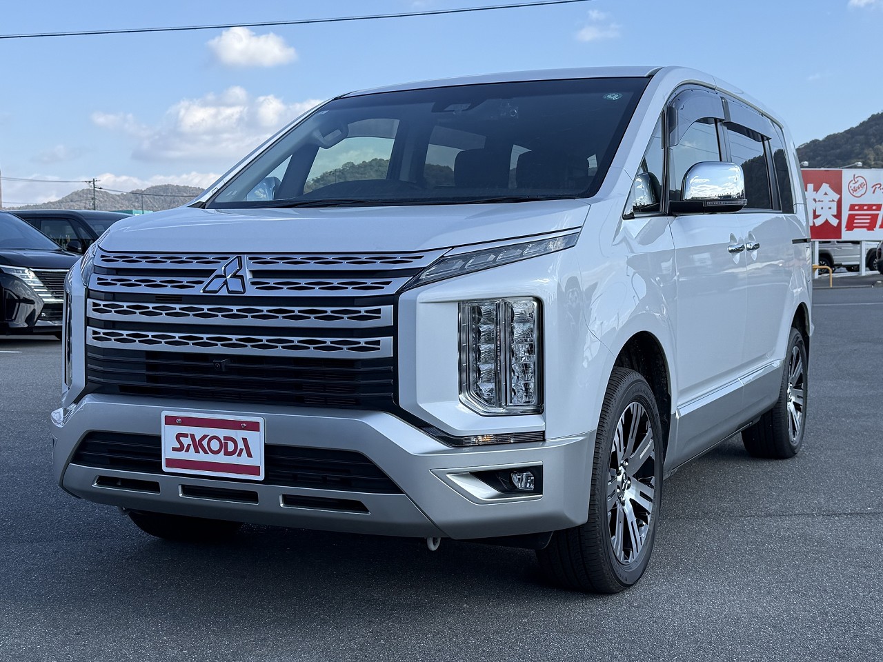 ﾃﾞﾘｶD：5　P 8人乗り